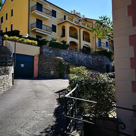 Vista Sul Golfo Апартаменты Камольи